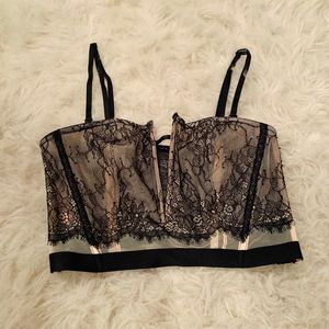NWT Victoria’s Secret Very Sexy Strapless Bra Med